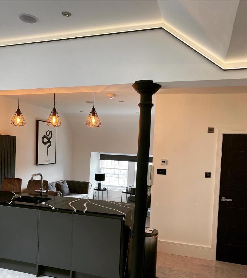 אדינבורו Luxury Royal Mile Boutique 2Bedroom Apartment מראה חיצוני תמונה